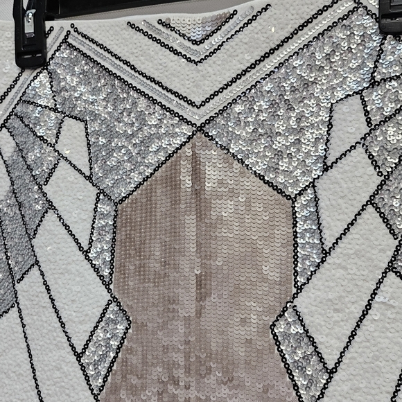 Express Petite Sequin Abstract Champaign White Silver Mini Skirt Size S - Picture 2 of 5